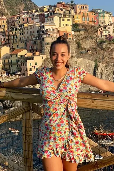 EMAC's Spain Sales Representative-Janet 400x600